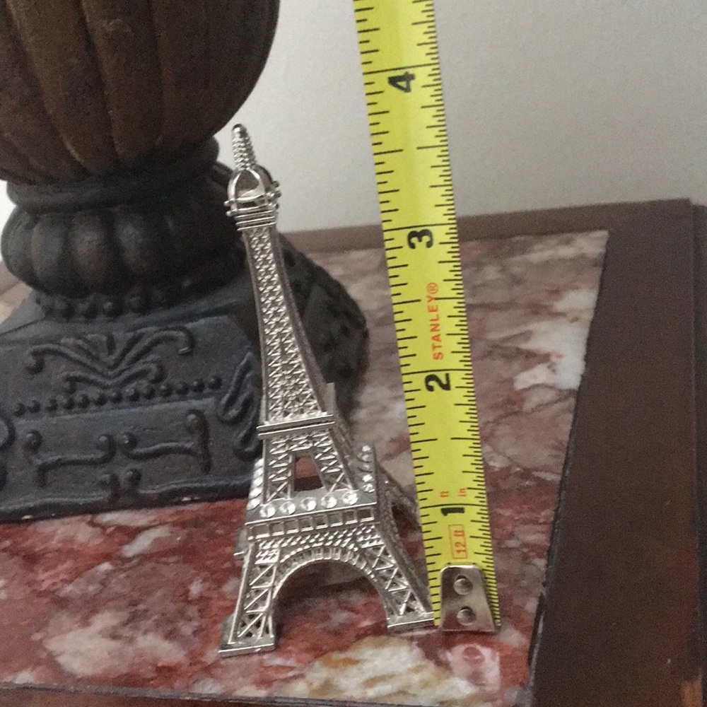 Mini Eiffel Tower. - Picture 6 of 6